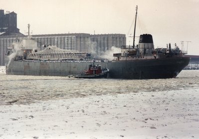 Inbound Fraser Shipyards, Superior. 12/31/88.