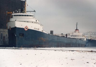 General Mills &quot;A&quot;, Duluth. Algonorth behind waiting on a berth. 12/5/89.