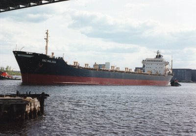 Outbound from Harvest States Gallery, Superior. 5/28/92.