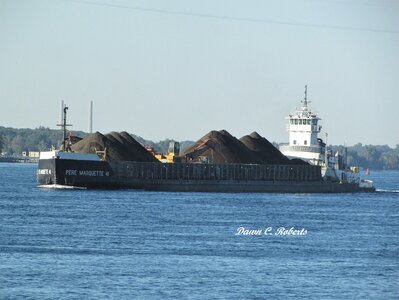 Tug Undaunted and barge Pere Marquette 41 on their way to Alpena.