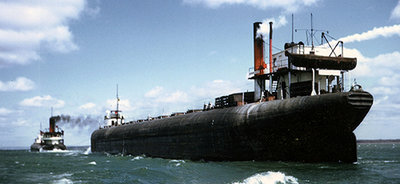Ericssonand barge-1.jpg