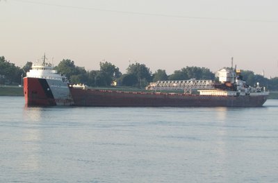 2016-07-12f Anderson.jpg (89.7 KiB) Viewed 2936 times Morning sun reflects off Arthur M. Anderson's pilot house. Destination was Calcite.