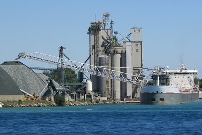 Close up of Manitoulin unloading grain at the Sarnia Government Dock.