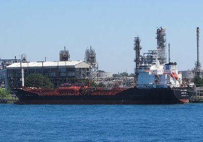 2016-07-23i Erria_Swan.jpg (95.09 KiB) Viewed 1809 times Norwegian Tanker Erria Swan at the Sarnia Fuel Dock.