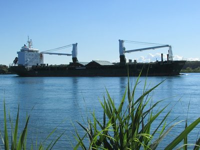 2016-08-06f BBC_Manitoba.jpg (100.73 KiB) Viewed 1768 times BBC Manitoba moving down-river with a final destination of Cabedelo, Chile.