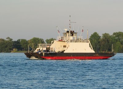 2016-08-28l BW_Ferry.jpg (96.14 KiB) Viewed 1908 times The Bluewater Ferry on a return river crossing from Sombra, Ontario, Canada to Marine City, MI. Beats traffic back-ups on the Bluewater Bridges!