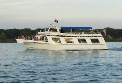 2016-09-09g Huron Lady.jpg (103.46 KiB) Viewed 1670 times Tour boat Huron Lady came further down river than usual, with music and people enjoying the cruise.