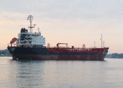2016-09-23d Esta_D.jpg (80.86 KiB) Viewed 1601 times Tanker Esta Desgagnes departed a Sarnia fuel dock and began moving down river to Montreal.