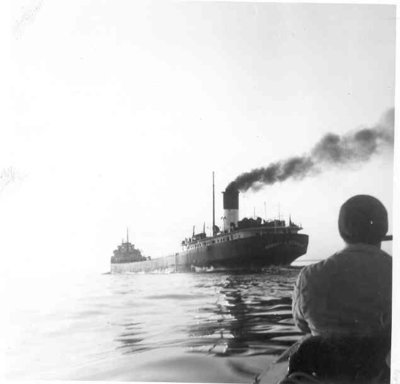 Robert C. Stanley.jpg (13.35 KiB) Viewed 7502 times First time i ever saw a Steamboat.