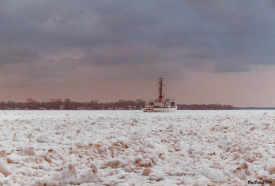 1984 St Clair River Ice Jam-7.jpg
