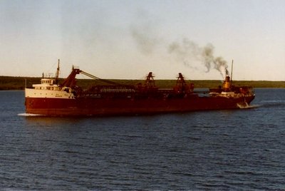 Overtaking the venerable and unique Buckeye on Mud Lake on St Mary's River
