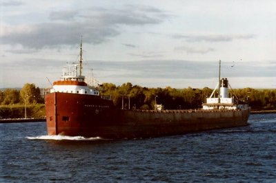 a classic Tin Stacker...Homer D Williams clear of the locks and heading for another load
