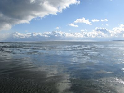 Sky, clouds &amp; water make such fascinating compositions!