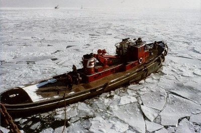We rarely used a tug but backing out of North Slip was not feasible in these conditions