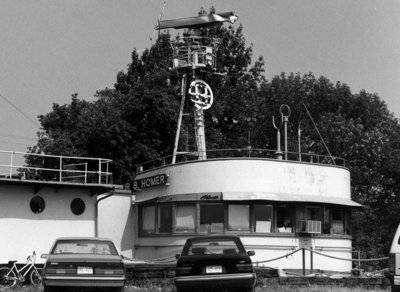 Homer, Arthur B. pilothouse scrap Port Colborne.jpg