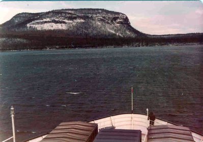 incan at pie is. during blow on superior (2).jpg (124.79 KiB) Viewed 6045 times At anchor inside at Pie Island.