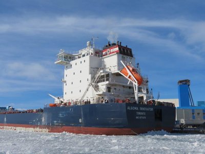 Stern of Algoma Innovator.