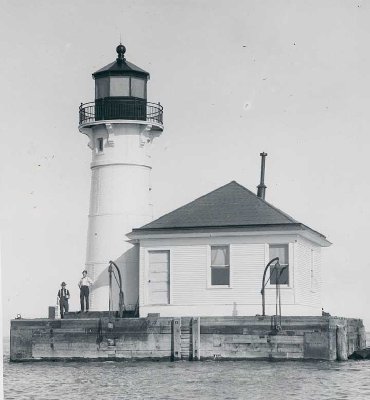 LakeStClair.Lighthouse.Jan.29.1936.lr..jpg
