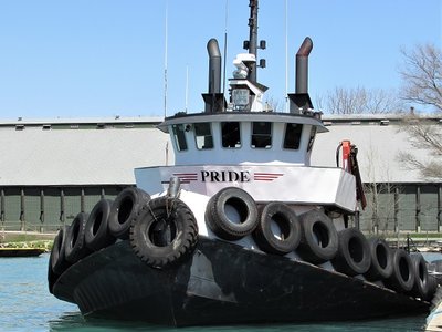 Tug Pride. I believe she's the Sarnia Harbor tug.