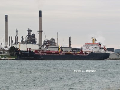 Tanker Algocanada, also at the upper Sarnia Fuel Dock.