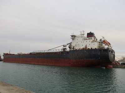 Algoma Mariner at Wharf 16, R &amp; P Coal dock in Port Colborne, Ontario.