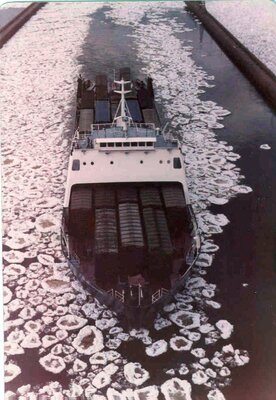 Going under the bridge 1976