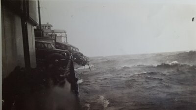 Loosing deckload.jpg