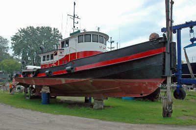 Unknown Tug-Port Darlington ON-06272010-01sm.jpg