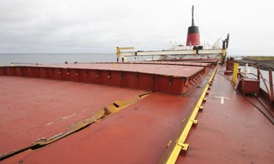 Canadian Miner now wrecked on Scaterie Island Oct 14 `11g.jpg