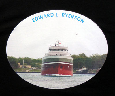 2 boatnerd Edward L. Ryerson.jpg (278.83 KiB) Viewed 2145 times Picture of Edward L. Ryerson Upbound in Port Huron