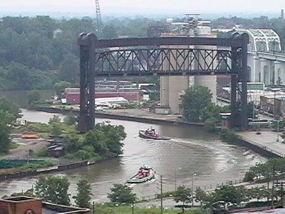 2013-twoglttugs.JPG