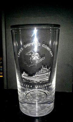 20140525_213136.jpeg (65.51 KiB) Viewed 3748 times 1990 Etched Lee A Treguthera christening glass excellent shape, very rare, $50 Starting bid.