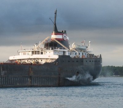 Been a long time since I've  heard that "sh-h-h-h" sound of steam engines on a ship/boat/vessel.