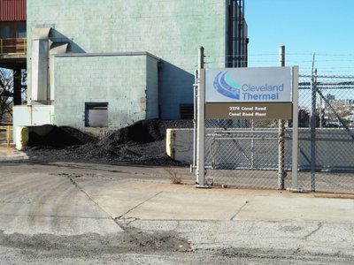They feed the coke/coal here