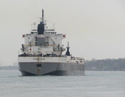 2016-05-07b Kami.jpg (75.07 KiB) Viewed 2097 times Stern view of Kaministiqua who was headed to Sorel.
