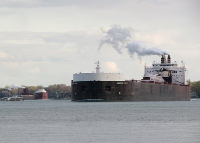 2016-05-15i AmSpirit & Oberstar.jpg (101.1 KiB) Viewed 3266 times The only two ships currently operating with scrubber systems.