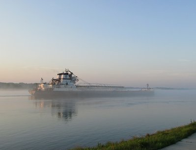 2016-05-27a Calumet.jpg (82.91 KiB) Viewed 1768 times Calumet passes in early morning mist...