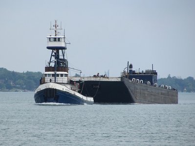 Avenger IV &amp; barge up-bound to Sault Ste. Marie.